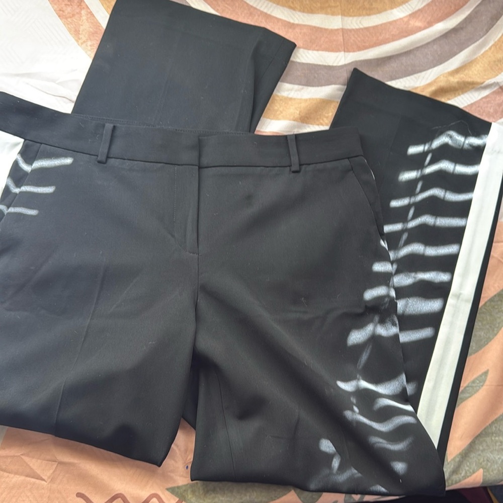 ✨[Ann Taylor] Black White Stripe Trousers